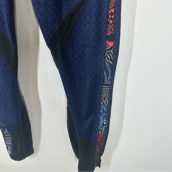 Athleta Lotus Precision Athletic Leggings Blue Color Block Size Small - Picture 5 of 9